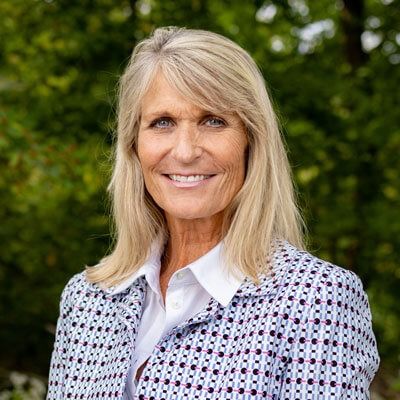 Mary Jo Stelzer, Alumni Coordinator Mary Jo Stelzer, Alumni Coordinator Mary Jo Stelzer, Alumni Coordinator