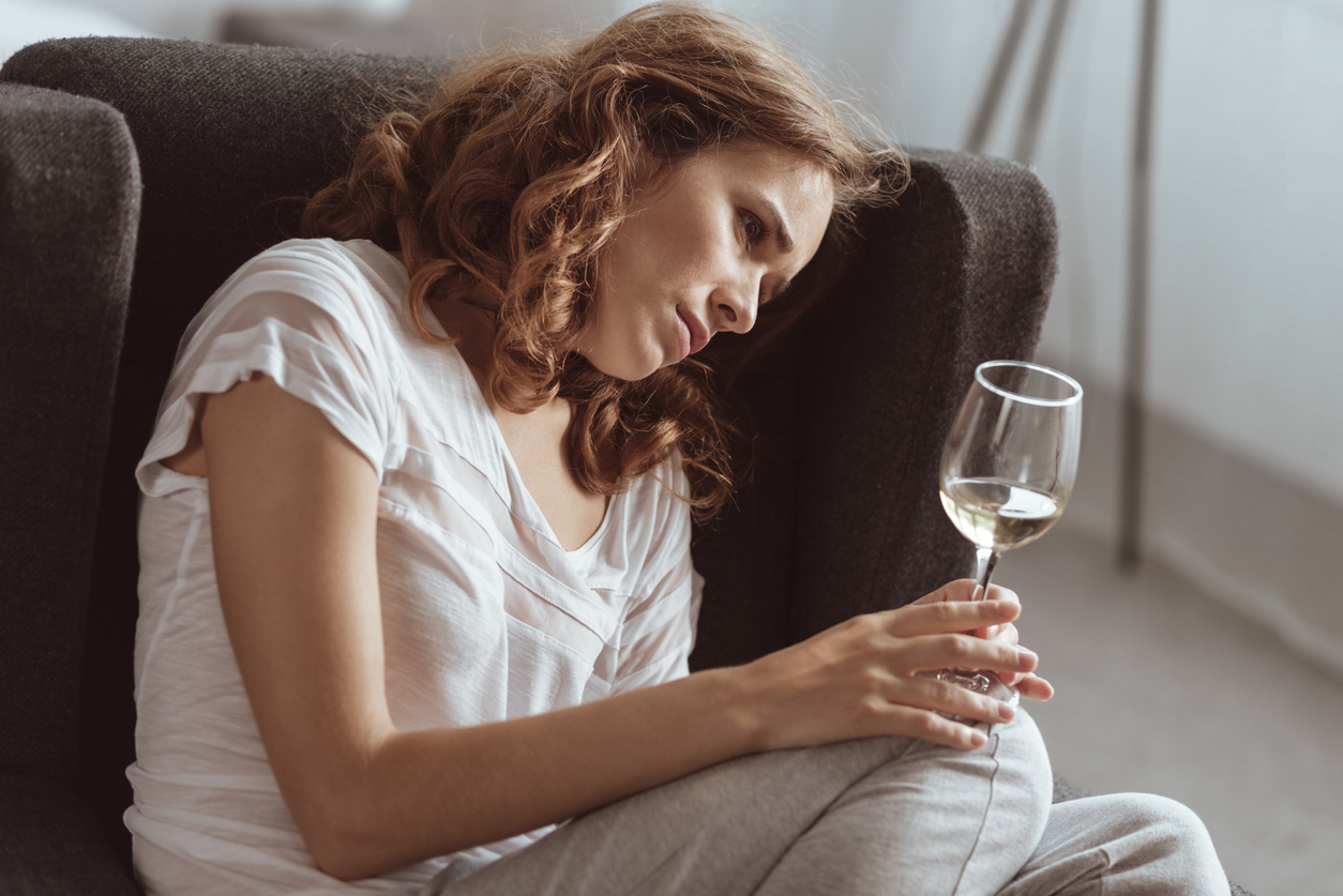 alcohol use disorder in women